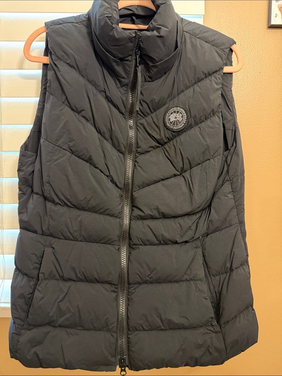 Canada Goose Jackets & Blazers - Canada Goose Black Quilted Down Vest - Women's Sleeveless Puffer
